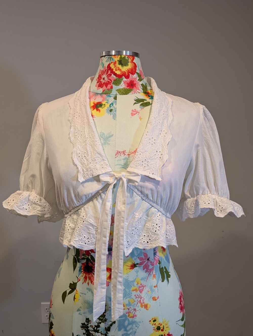 White Cotton Tie Front Top